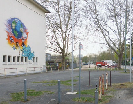 Platenstraße vor dem Umbau © Umweltamt, Sebastian Koch Platenstraße nach dem Umbau © Umweltamt, Sebastian Koch