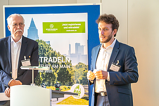 Preisverleihung Stadtradeln Claus Möbius und Herr Böttge (ivm) © Eckhard Krumpholz